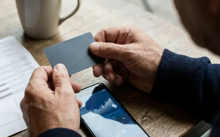 Comparaison d'un relevé bancaire et d'une application de paiement
